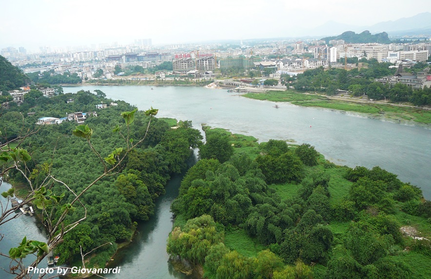 Veduta di Guillin e del fiume Li
